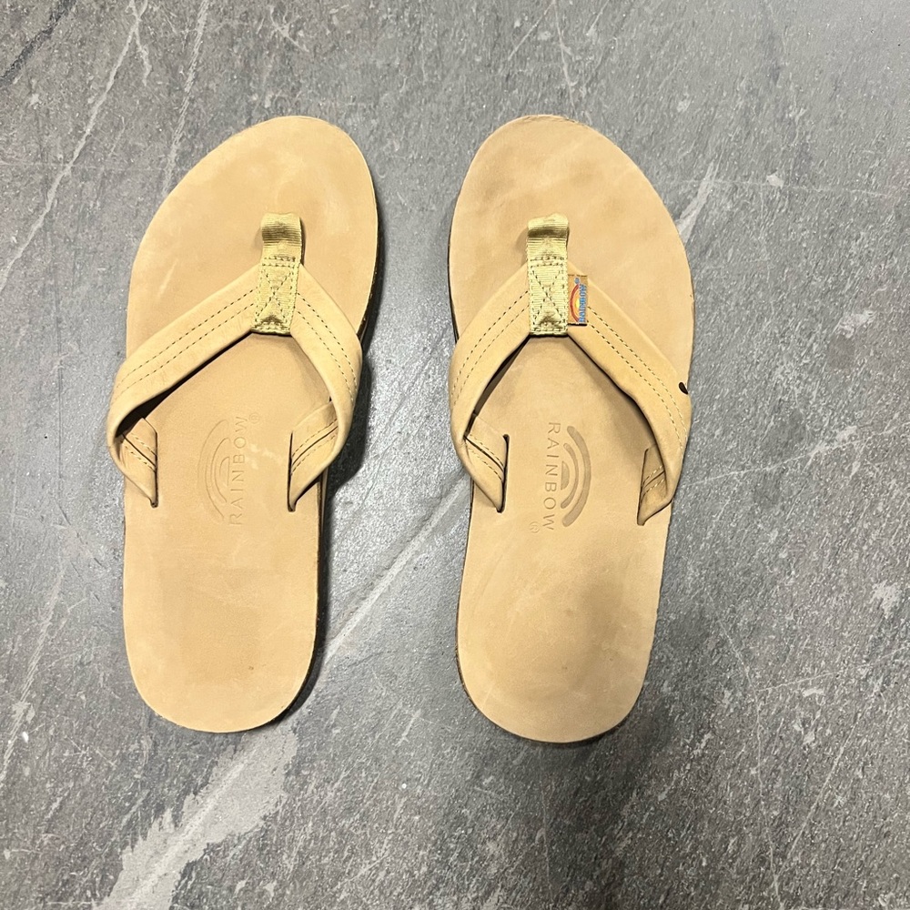 Rainbow Flipflopes size 9.5 men’s